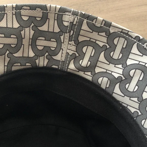 NWT Burberry TB Monogram Gray Bucket Hat size Small - Picture 5 of 9